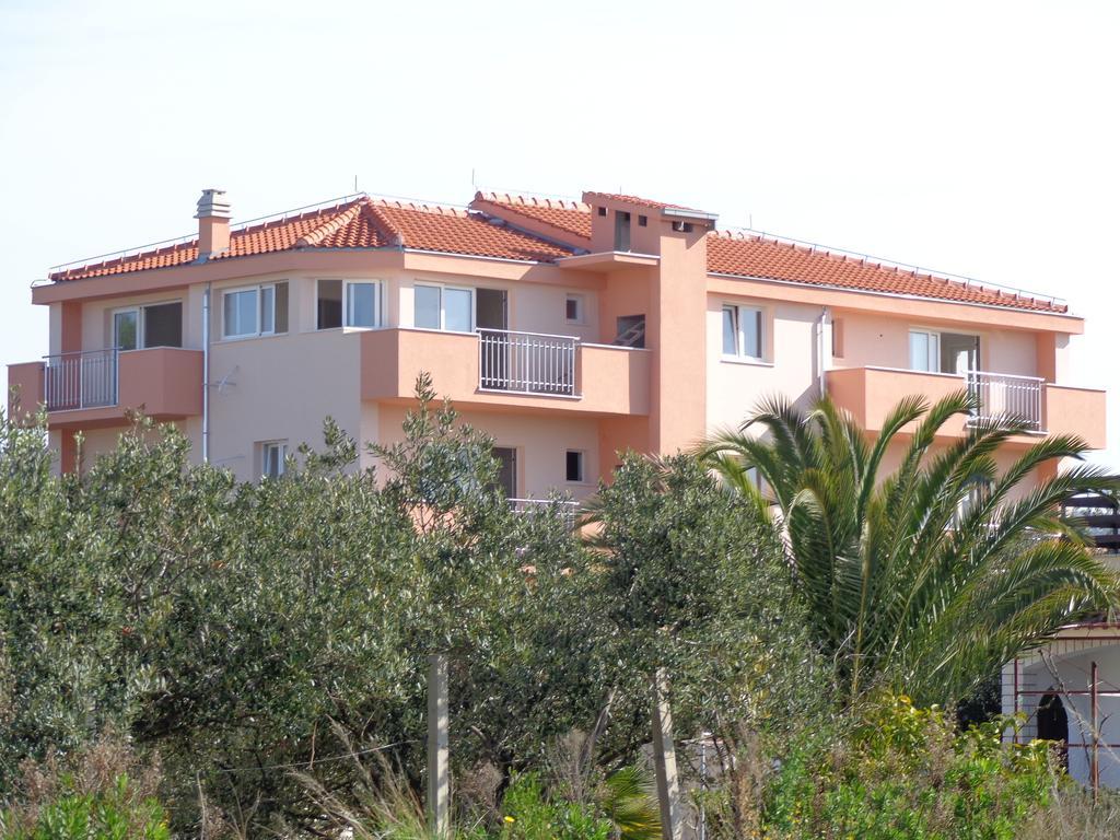 Villa Palas Apartments Rogoznica  Buitenkant foto