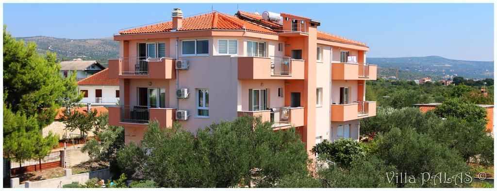 Villa Palas Apartments Rogoznica  Buitenkant foto